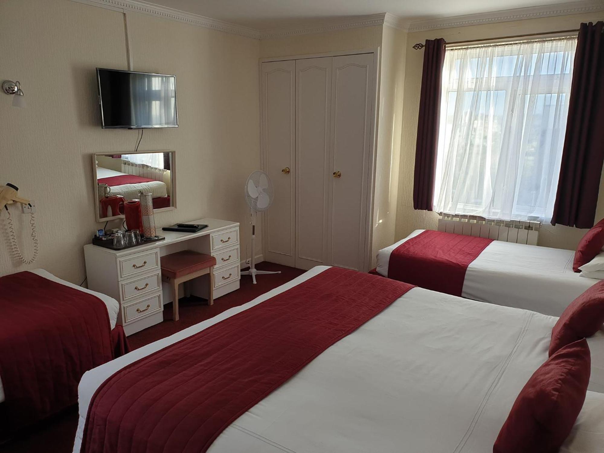 Marina Metro Hotel Saint Helier Jersey Zimmer foto